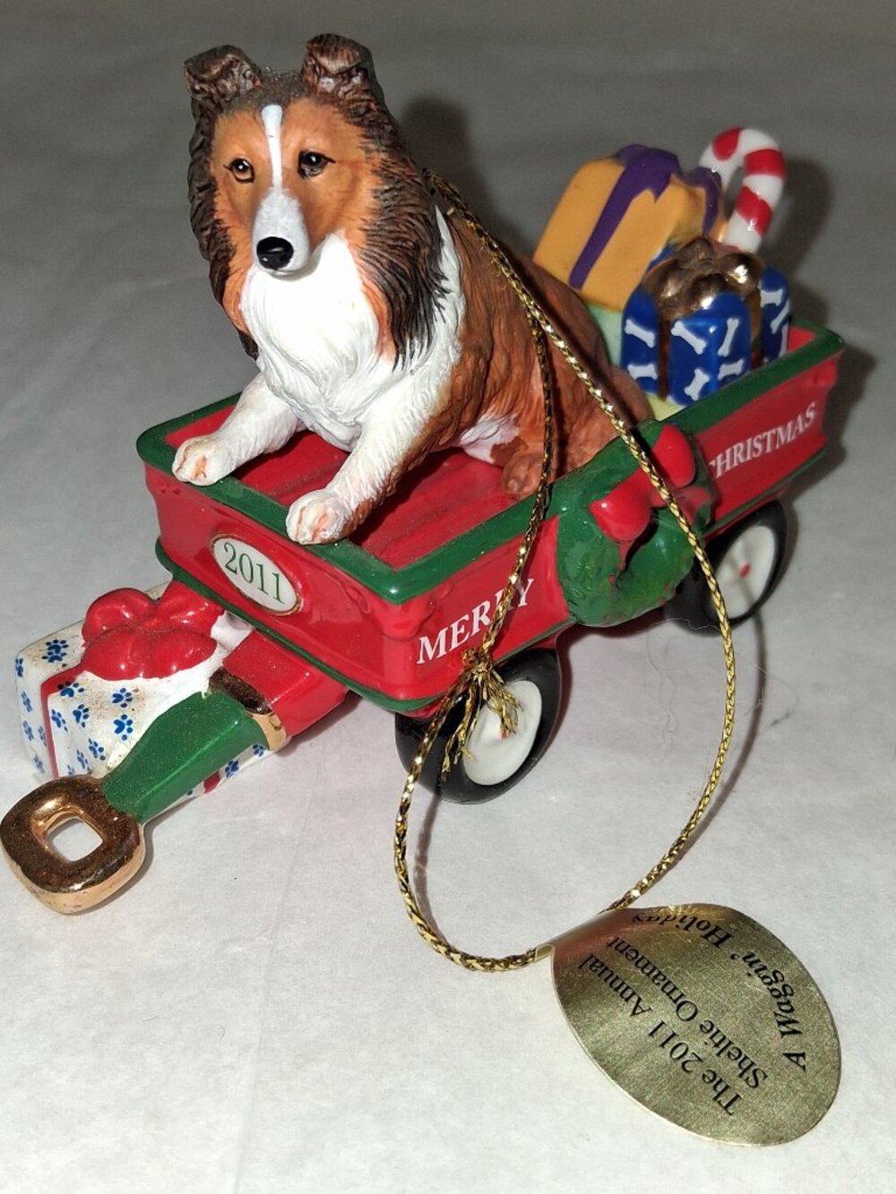 Danbury Mint SHELTIE Ornament 2011 Wagon & gifts Ornament